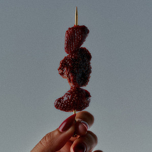 flamingoestate Spicy Strawberry Fruit Snack 3