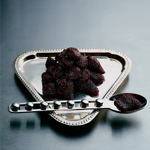 flamingoestate Spicy Strawberry Fruit Snack 8