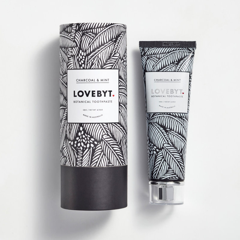 Lovebyt charcoal and mint toothpaste 1