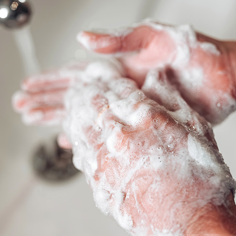 Lovebee Washing Hands