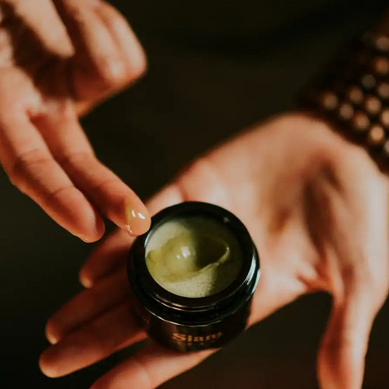 Melting Seas Elements Organic Beauty Balm On Smooth Skin